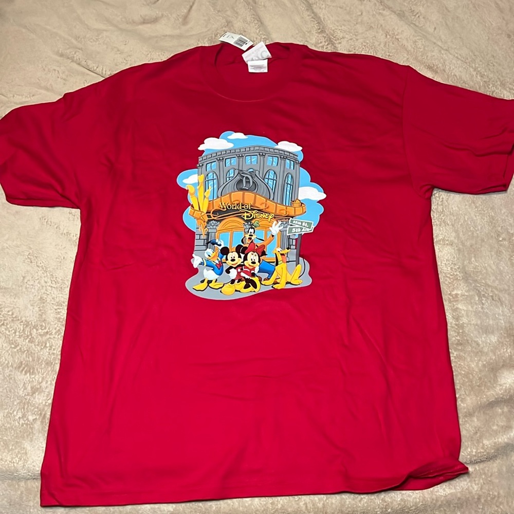NWT World Of Disney T-Shirt